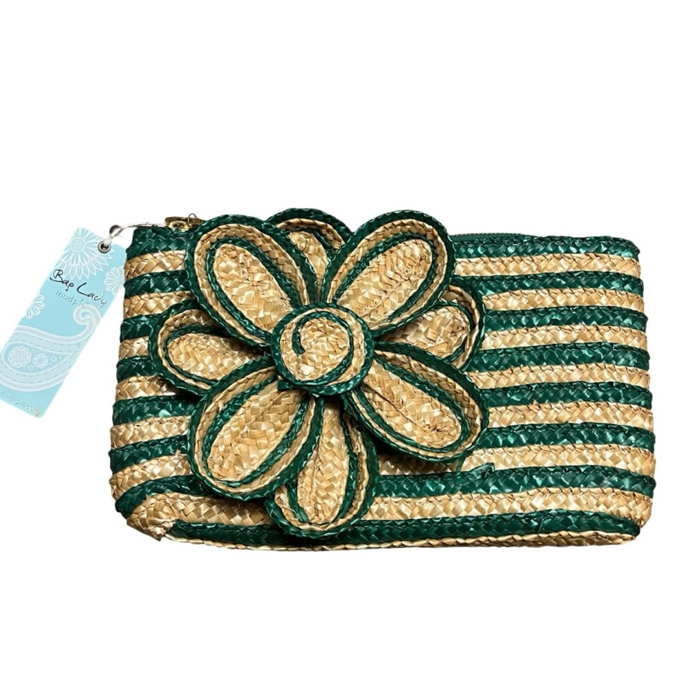 Mud Pie Green and Natural Straw Flower Wristlet Clutch